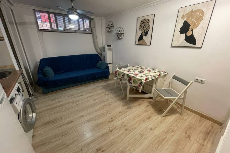 Пляж / Перепродажа - Apartment - Torrevieja - Center