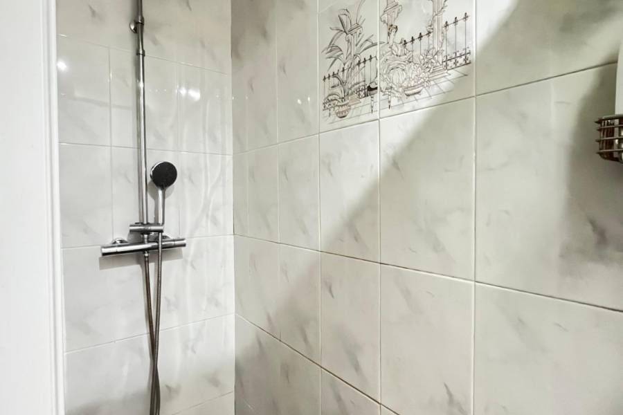 Beach/Resale - F - Elche - Cortes valencianas