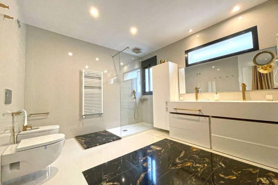 Återförsäljning / Strand - V - Torrevieja - Mar azul