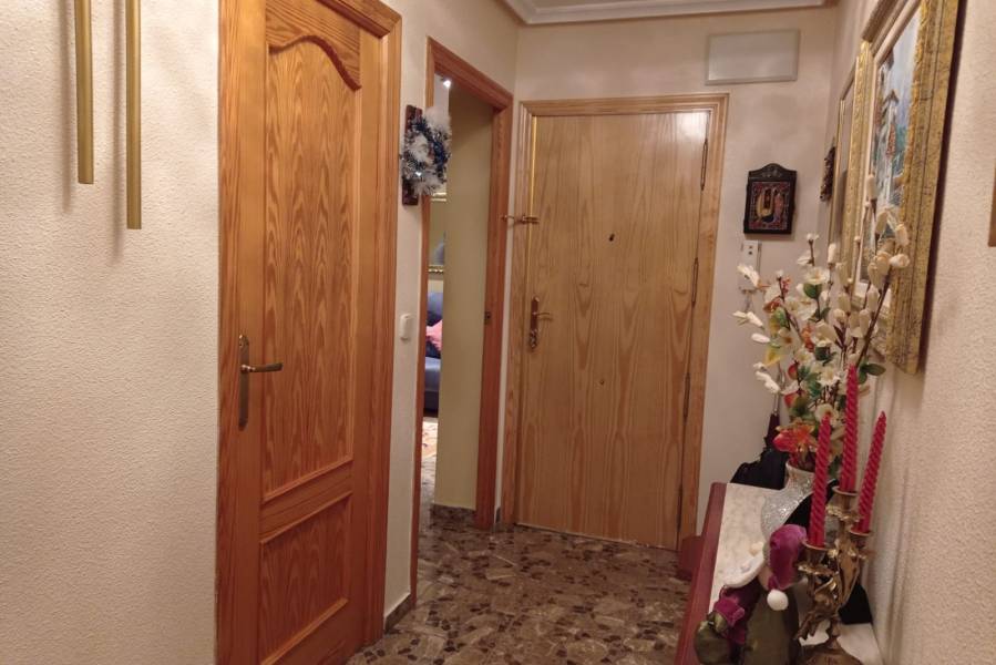 Пляж / Перепродажа - Apartment - Elche