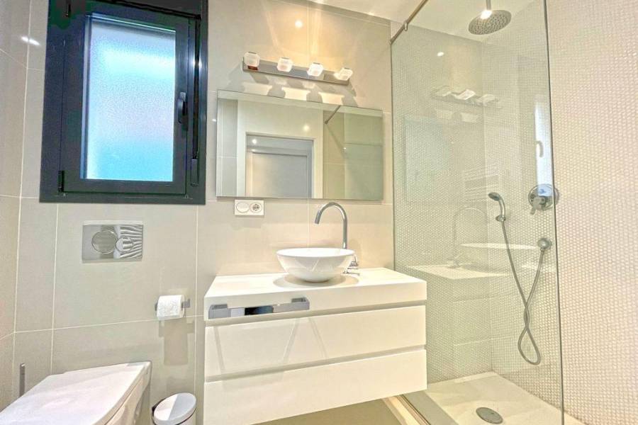 Återförsäljning / Strand - V - Torrevieja - Mar azul