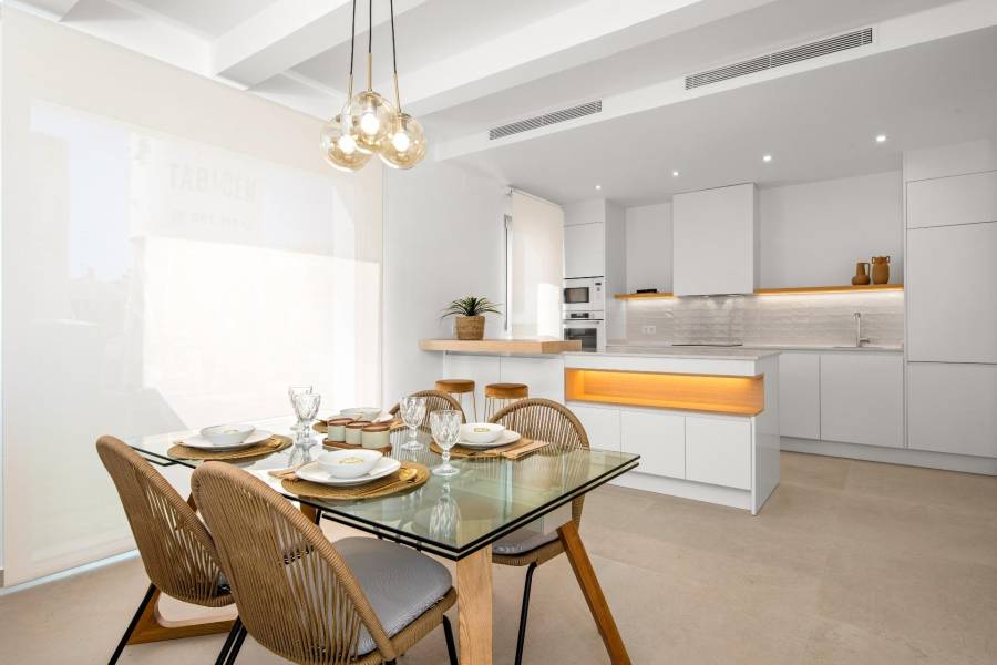 Återförsäljning / Strand - V - Benijófar