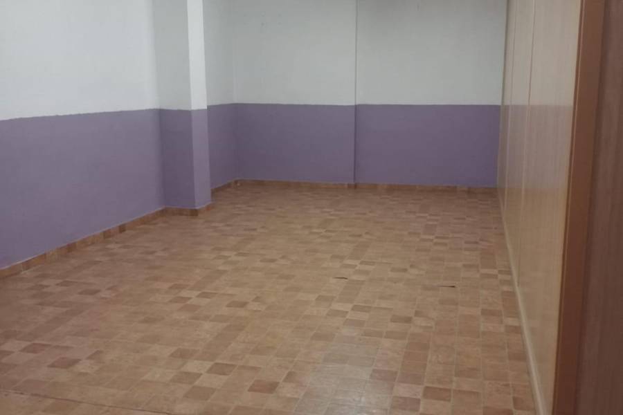 Playa/Reventa - c - Elche - Plaza Crevillente-Juzgados