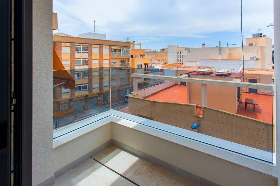 Beach/Resale - Apartment - Torrevieja - Playa del Cura