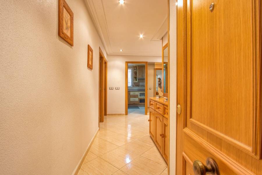 Beach/Resale - Apartment - Torrevieja - Playa del Cura