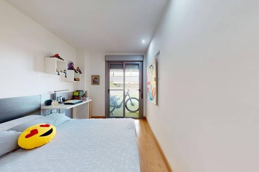 Пляж / Перепродажа - F - Elche - Corte Ingles