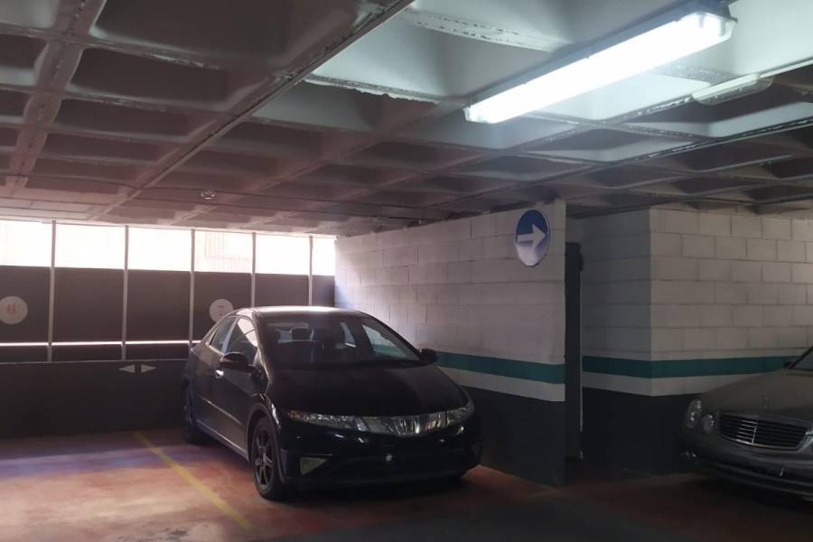 Weiterverkauf / Strand - P - Elche - Centro