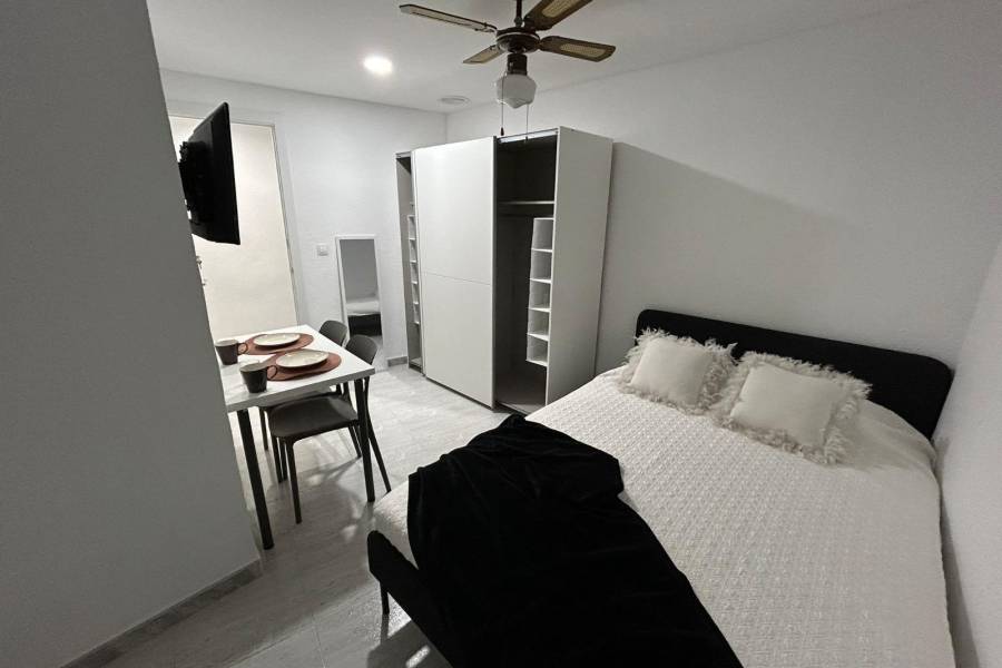 Beach/Resale - F - Elche - Plaza Barcelona