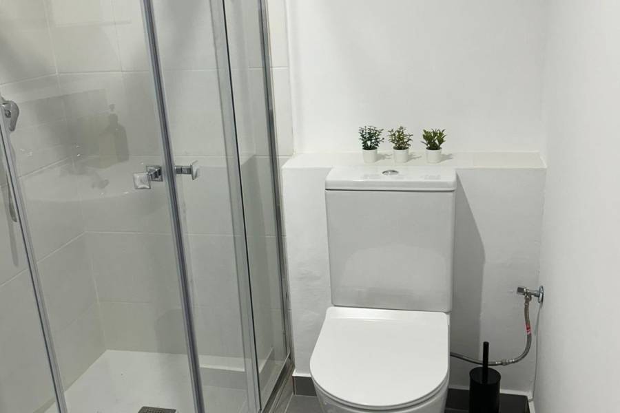 Beach/Resale - F - Elche - Plaza Barcelona