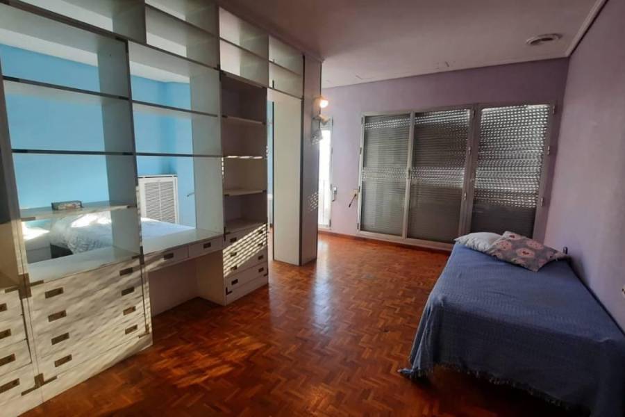 Playa/Reventa - F - Elche - Reina Victoria-Miguel Hernández