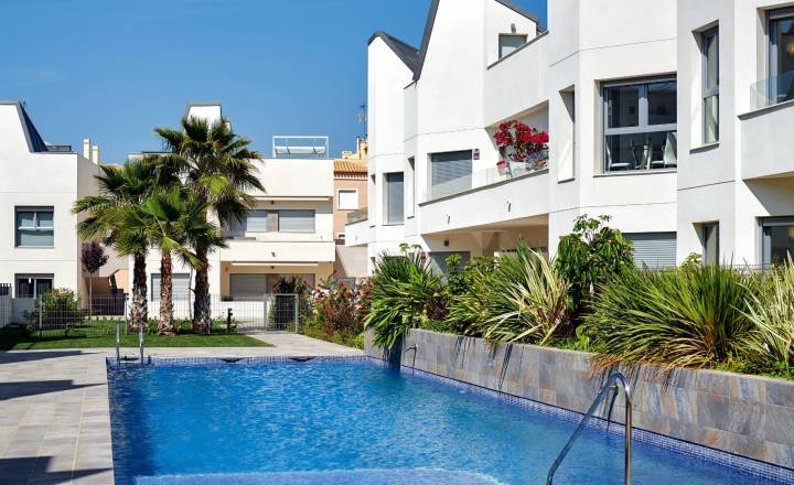 Townhouse - Пляж / Перепродажа - Torrevieja - El Acequión - Los Náufragos