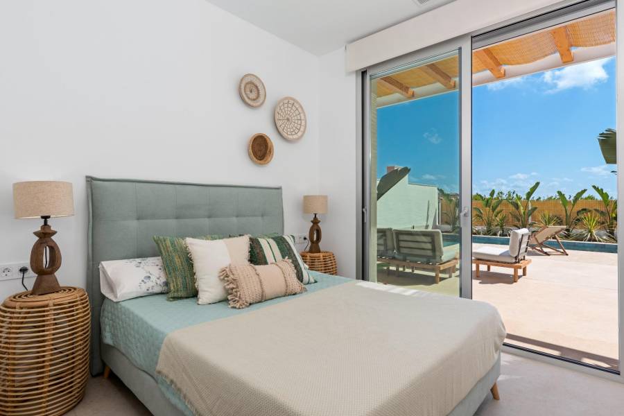 Återförsäljning / Strand - V - Benijófar