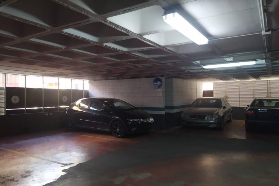 Weiterverkauf / Strand - P - Elche - Centro