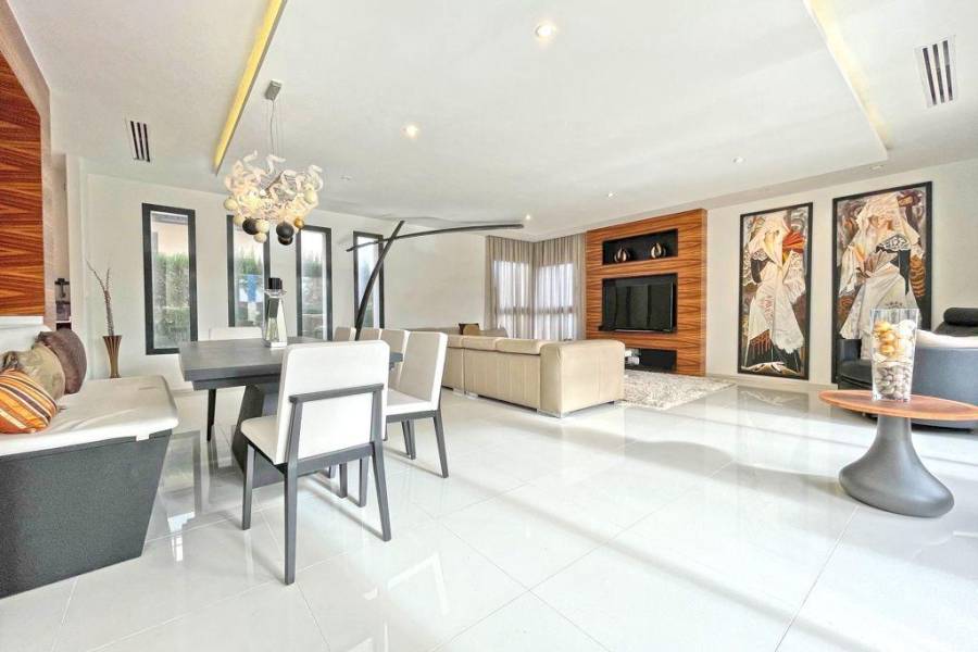 Återförsäljning / Strand - V - Torrevieja - Mar azul