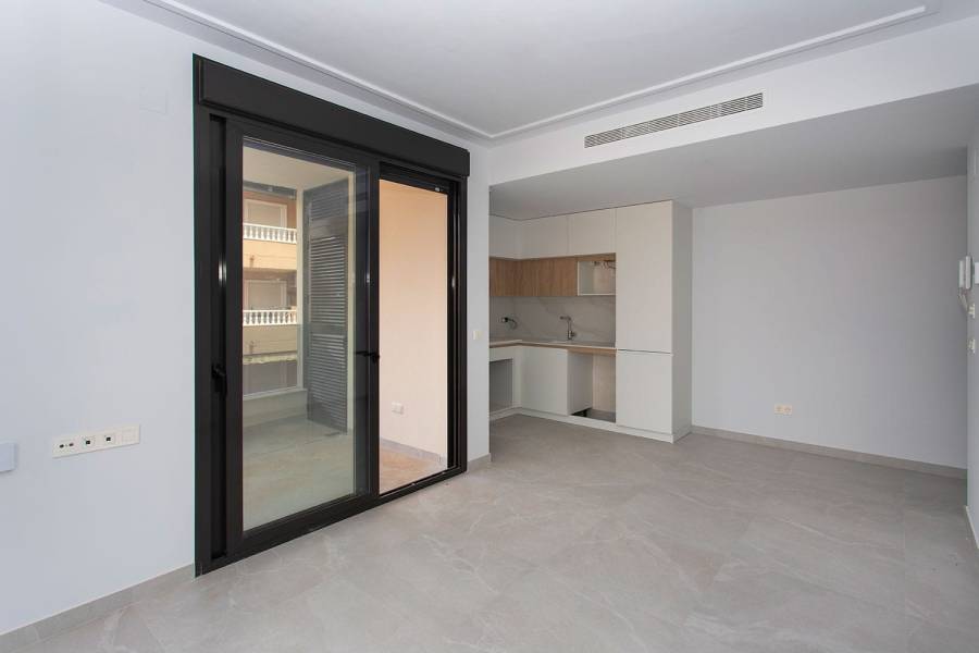 Beach/Resale - Apartment - Torrevieja - Playa del Cura