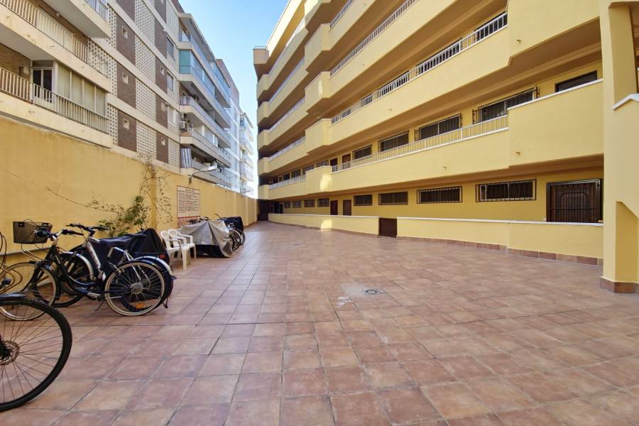 Пляж / Перепродажа - Apartment - Torrevieja - El Acequión - Los Náufragos