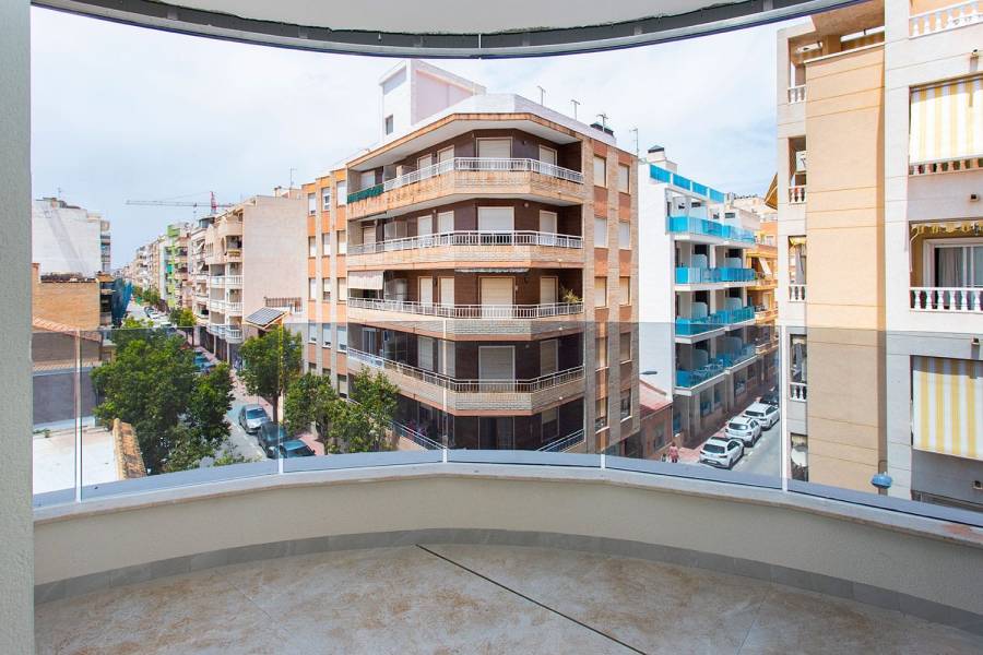 Beach/Resale - Apartment - Torrevieja - Playa del Cura