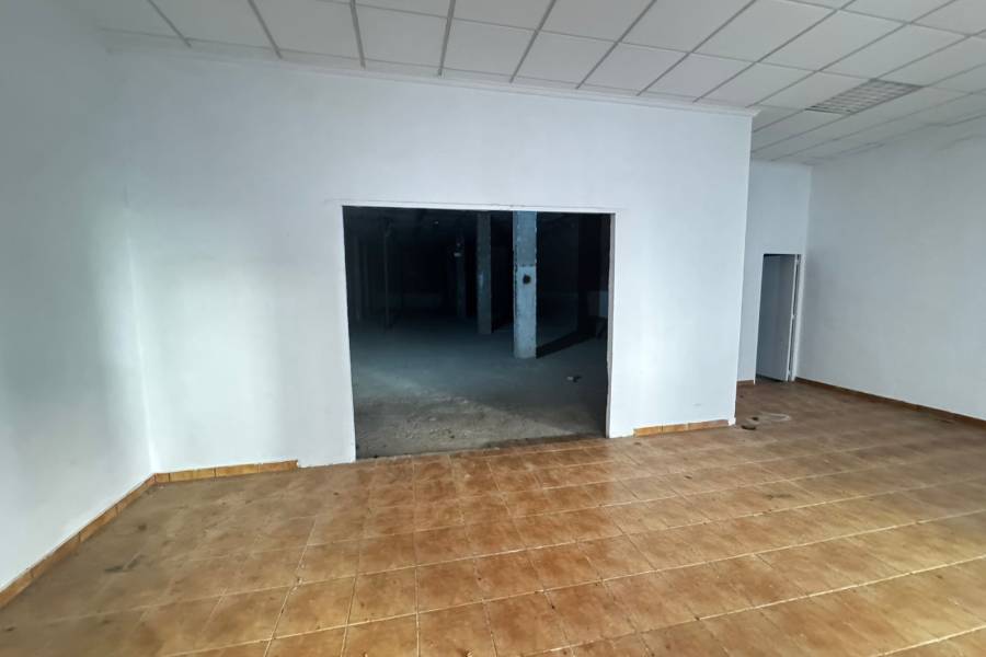 Beach/Resale - Commercial - Torrevieja - Playa Los Locos