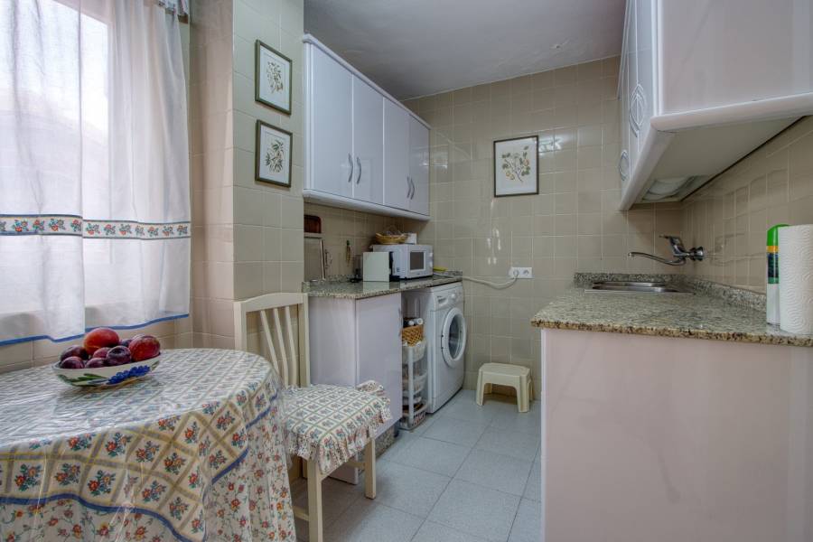 Beach/Resale - Apartment - Torrevieja - Playa del Cura