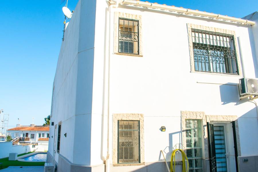 Beach/Resale - Villa - Torrevieja - Los Balcones