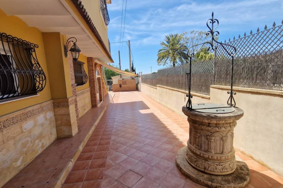 Playa/Reventa - Country House - Elche