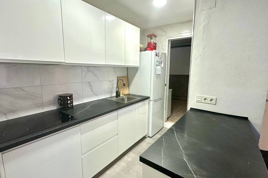 Пляж / Перепродажа - Apartment - Torrevieja - Parque las naciones