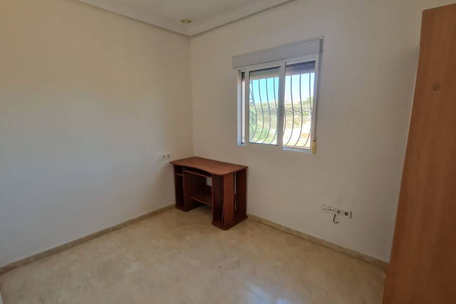 Playa/Reventa - Country House - Elche