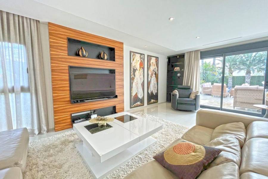 Återförsäljning / Strand - V - Torrevieja - Mar azul