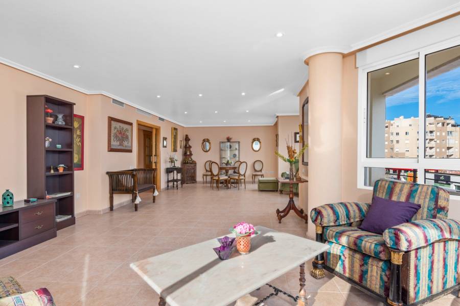 Пляж / Перепродажа - Apartment - Torrevieja - Center