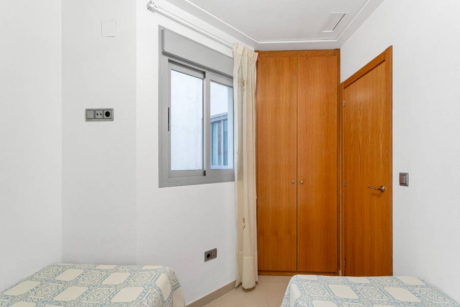 Пляж / Перепродажа - Apartment - Torrevieja - La Mata