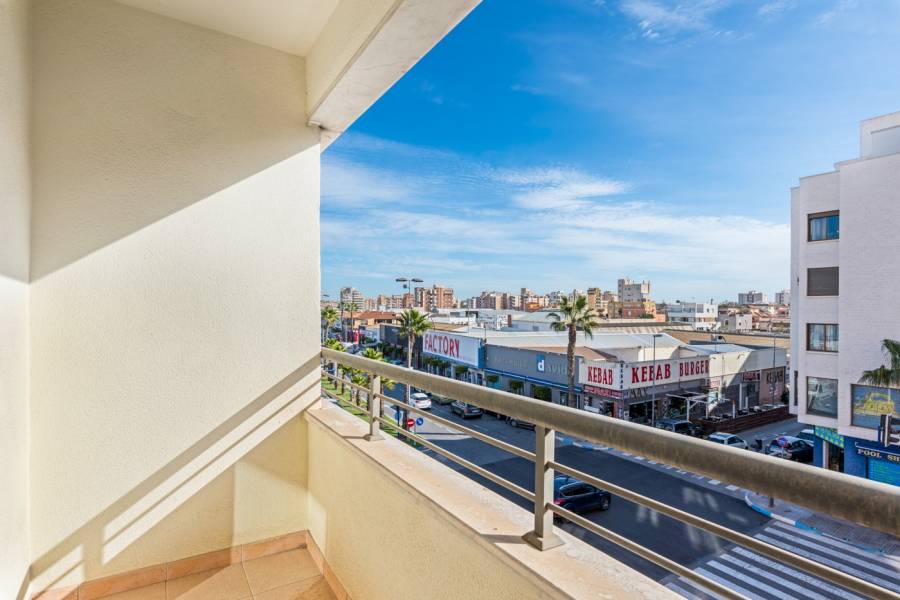 Пляж / Перепродажа - Apartment - Torrevieja - Center