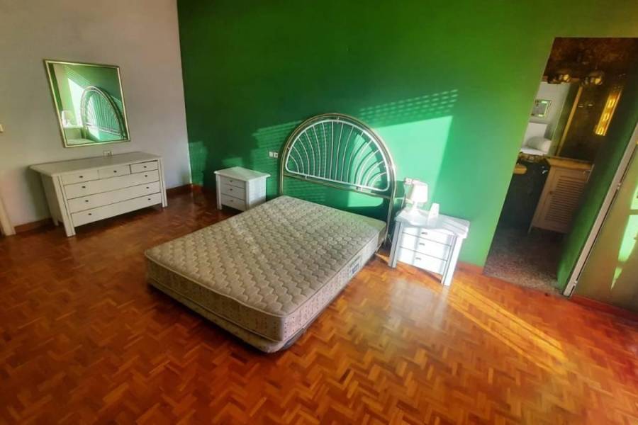 Playa/Reventa - F - Elche - Reina Victoria-Miguel Hernández