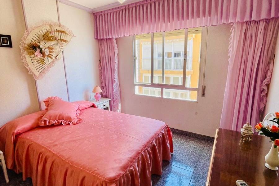 Пляж / Перепродажа - Apartment - Torrevieja - El Acequión - Los Náufragos