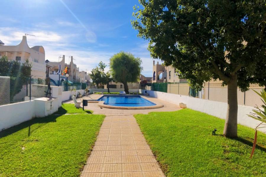 Beach/Resale - Townhouse - Torrevieja