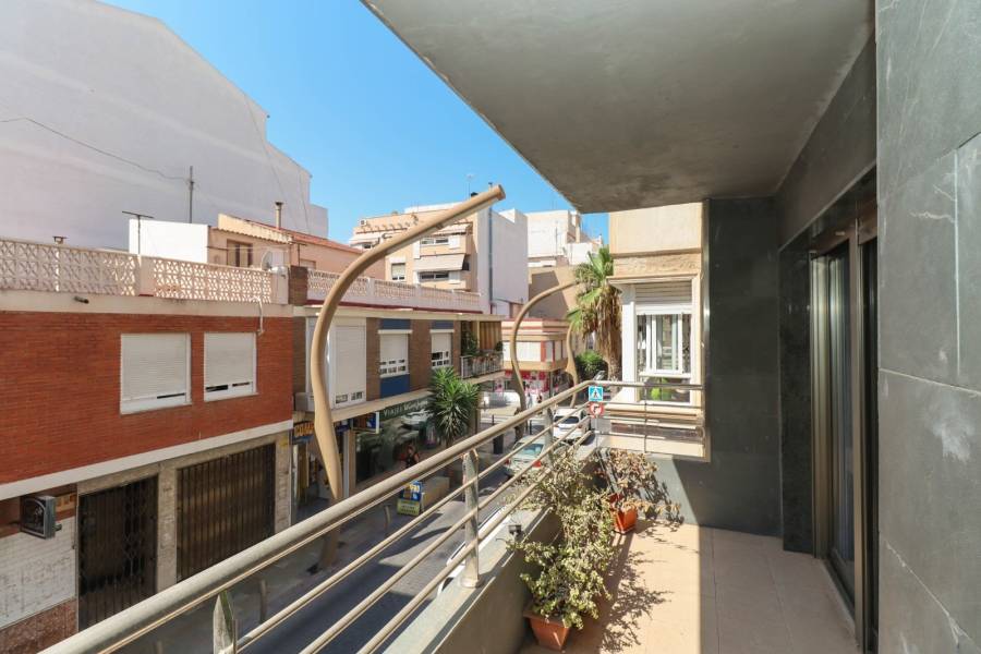 Пляж / Перепродажа - Apartment - Torrevieja - Center