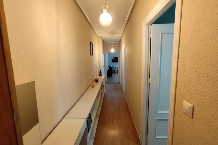 Пляж / Перепродажа - Apartment - Torrevieja - Center