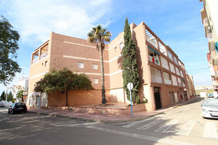Återförsäljning - Lägenhet - La Mata - Pueblo/ PLAYA