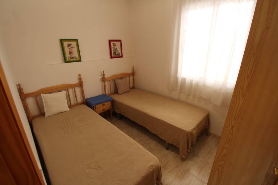 Resale - Apartament - Torrevieja - San Luis