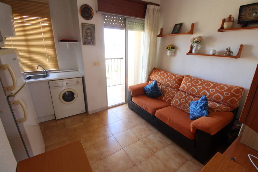 Resale - Apartament - La Mata - Pueblo/ PLAYA