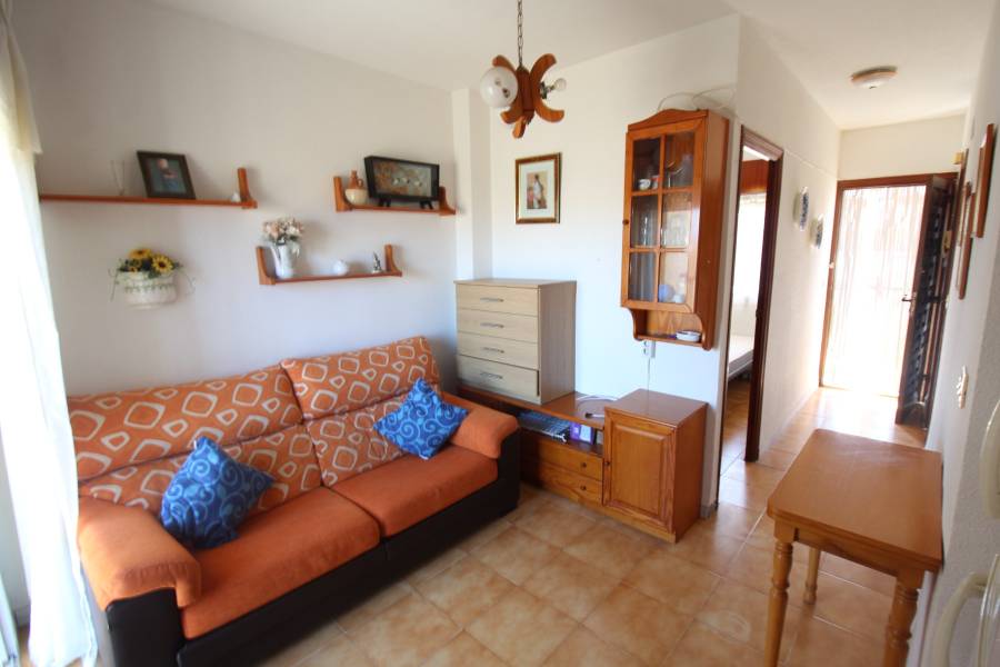 Resale - Apartament - La Mata - Pueblo/ PLAYA