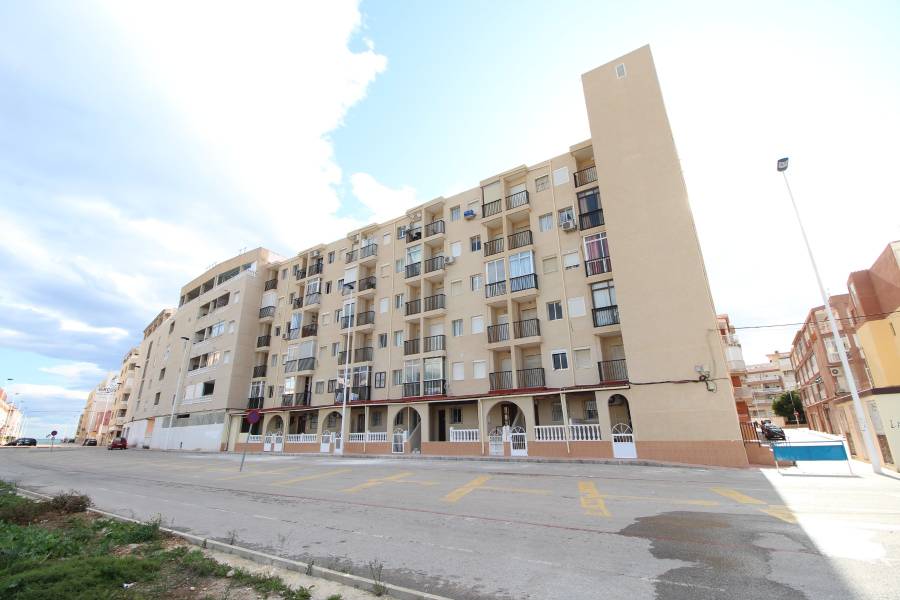 Resale - Apartament - La Mata - Pueblo/ PLAYA