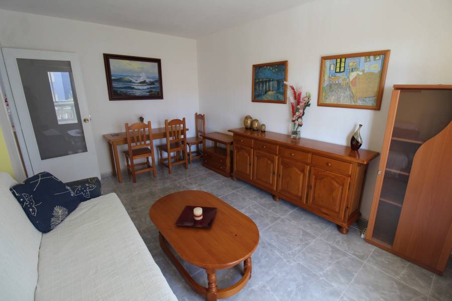 Resale - Apartament - La Mata - Torreblanca