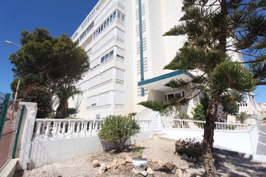 Resale - Apartament - La Mata - Torreblanca