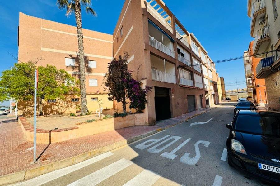 Reventa - Apartamento - La Mata - Pueblo/ PLAYA