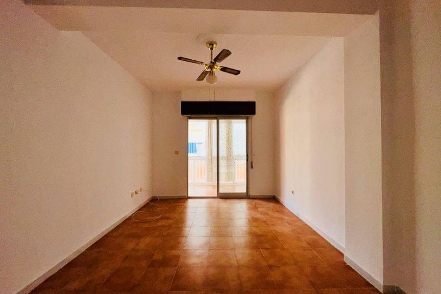 Reventa - Apartamento - La Mata - Pueblo/ PLAYA