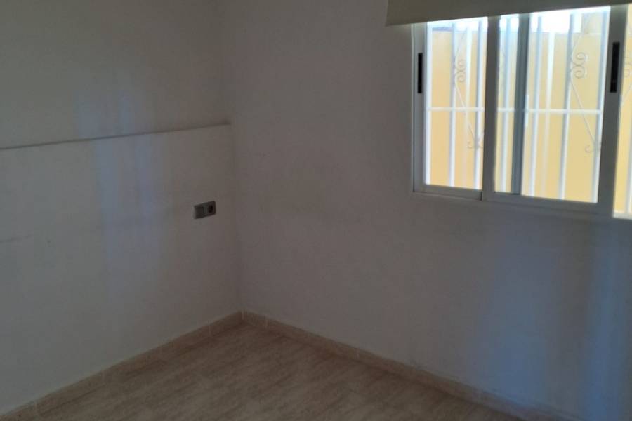 Weiterverkauf  - Wohnung - Torrevieja - San Luis