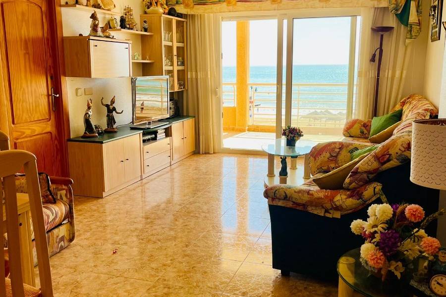 Resale - Apartament - La Mata - Centro/PLAYA