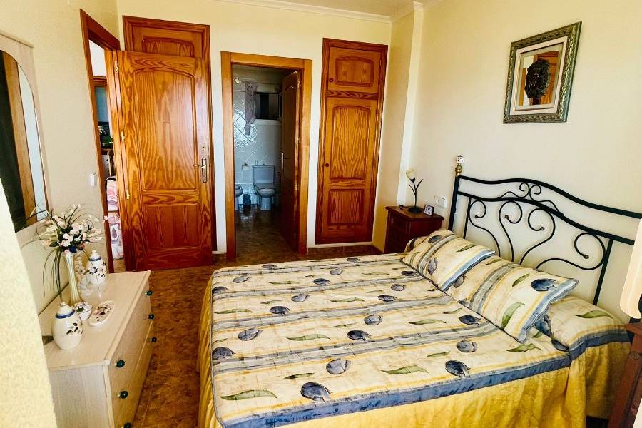 Reventa - Apartamento - La Mata - Centro/PLAYA