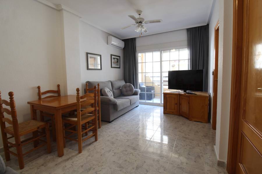 Resale - Apartament - La Mata - Pueblo/ PLAYA