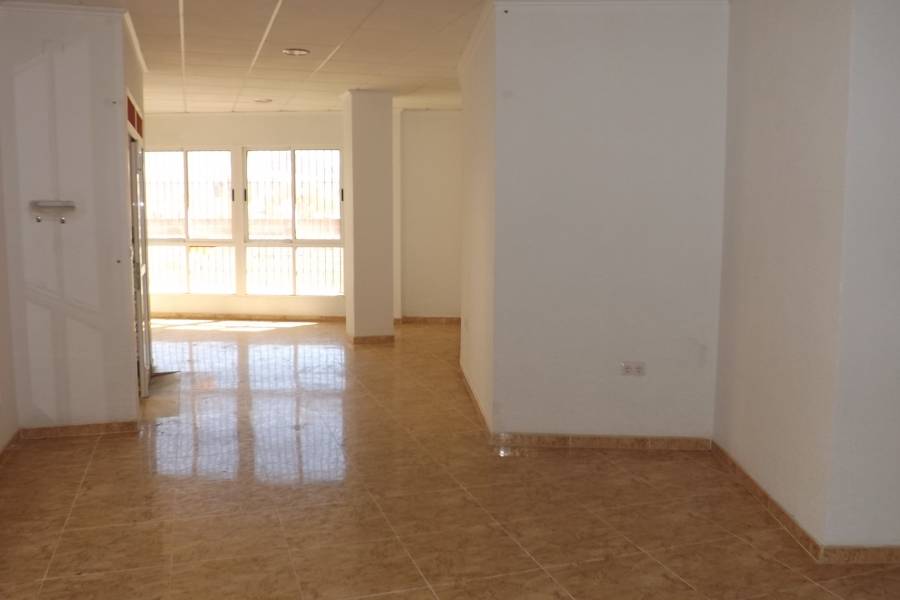 Resale - Commercial - La Mata - Centro/PLAYA